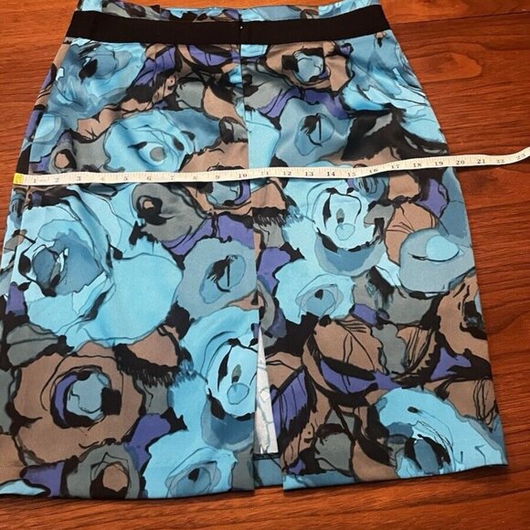 Floral pencil skirt by New York & Company Women's Size 10 Knee Length - Picture 3 of 5